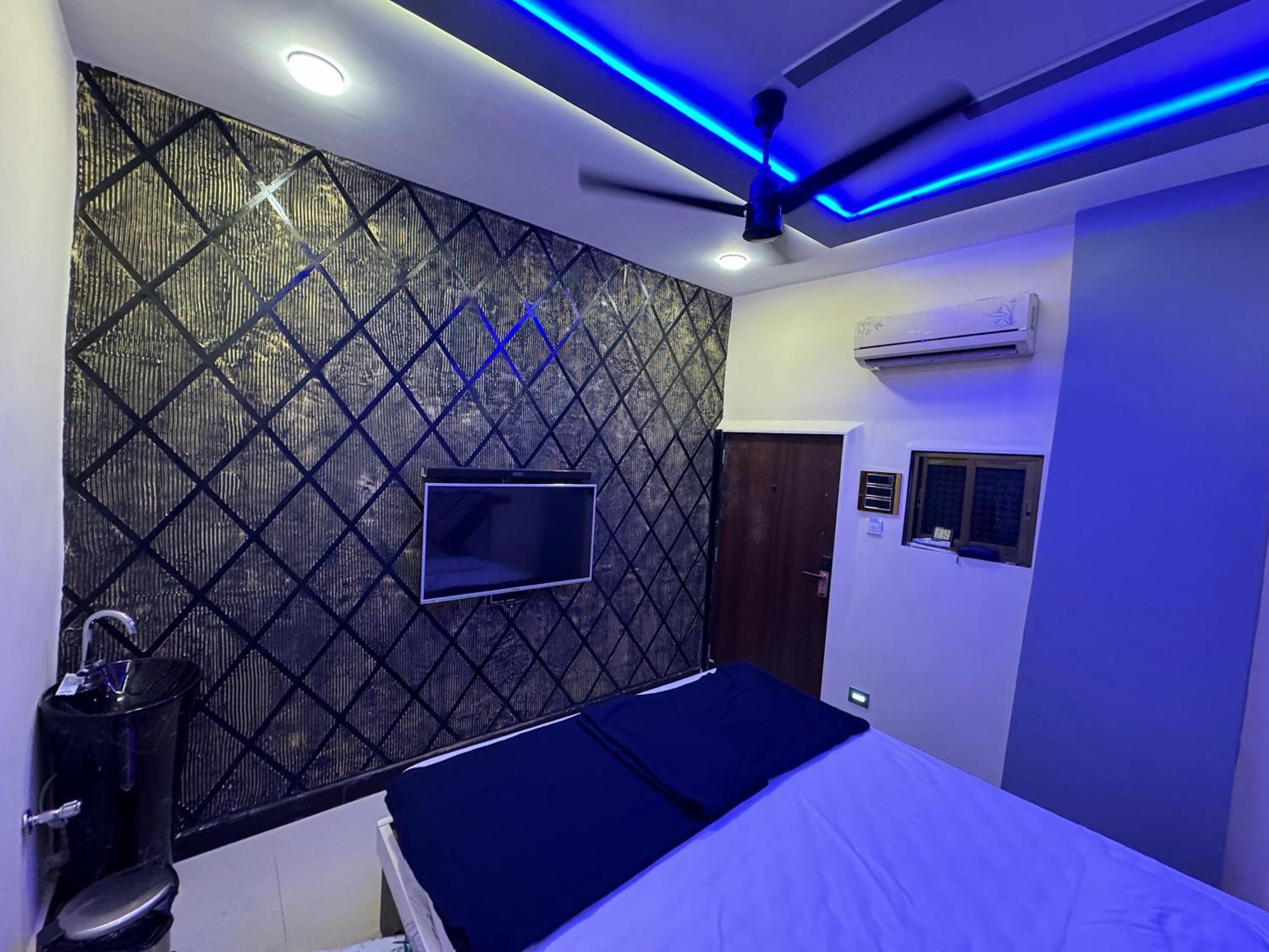 Budget Accommodation Near Bkc2 Mumbai Exterior photo